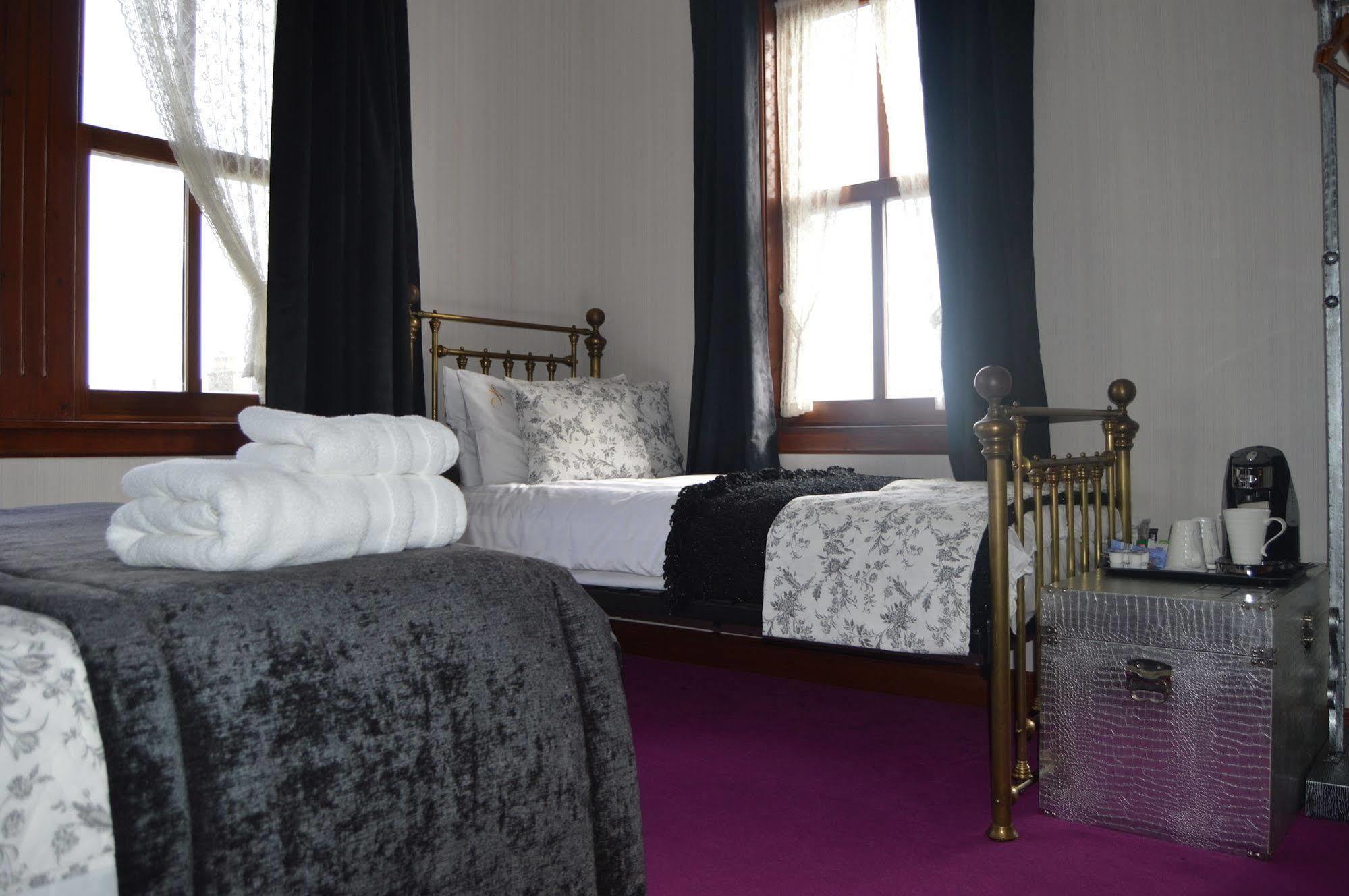 Hotel Knysna House Lerwick Exterior foto